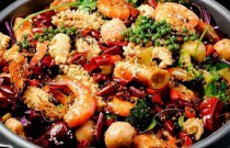 麻辣香鍋創(chuàng)業(yè)秘籍：如何獨步江湖？秘方、創(chuàng)新、堅持，缺一不可！