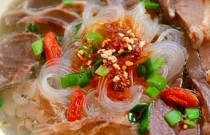 鴨血粉絲湯如何成創(chuàng)業(yè)？創(chuàng)新秘籍+實戰(zhàn)案例全