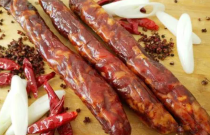 香腸創(chuàng)業(yè)有何秘訣？獨(dú)家配方+精準(zhǔn)營(yíng)銷，讓你的香腸成食客白月光？