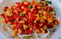 創(chuàng)業(yè)辣翻天？揭秘剁椒拌面如何點(diǎn)燃創(chuàng)業(yè)激情，成就財(cái)富傳奇！