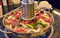 冰火鍋如何顛覆傳統(tǒng)，引領(lǐng)餐飲新風(fēng)潮？