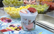 酸奶水果撈如何顛覆創(chuàng)業(yè)界？90后小李的爆紅秘籍！