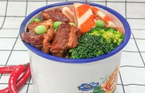 茶缸飯如何一躍成餐界黑馬？溫情創(chuàng)業(yè)路背后的驚天秘密！