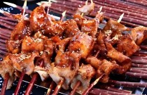 學習燒烤去哪好？專業(yè)培訓，零基礎(chǔ)也能快速開店，盈利穩(wěn)??！