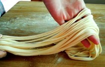 學正宗拉面學費多少？詳解收費標準，創(chuàng)業(yè)者必看！