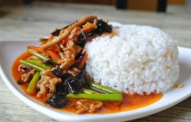 創(chuàng)業(yè)做什么好？學(xué)蓋澆飯，快速開店無(wú)壓力！