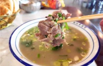 如何創(chuàng)業(yè)穩(wěn)盈利？想學(xué)羊湯，一鍋暖心味道抓住顧客！