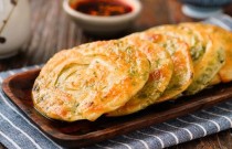 蔥油餅怎么做最好吃？蔥油餅教學(xué)難不難？創(chuàng)業(yè)新手必學(xué)，快速上手開店！