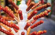 賣糖葫蘆一串利潤多少？揭秘糖葫蘆的賺錢秘密！