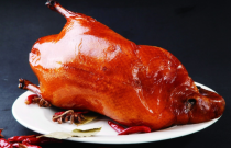 想學(xué)北京烤鴨，哪里學(xué)習(xí)效果最佳？讓你輕松掌握這門技藝！