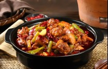 學(xué)習(xí)砂鍋菜技藝，掌握獨(dú)特風(fēng)味，開啟美食之旅！