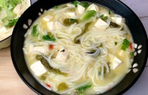 想學做正宗魚粉？手把手教你配料與烹飪技巧