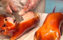 正宗北京烤鴨學(xué)費多少？你可能忽視的5個培訓(xùn)細(xì)節(jié)，可能決定你的創(chuàng)業(yè)成??！