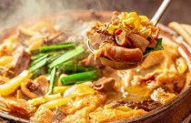 港式噴泉牛雜培訓(xùn)哪家靠譜？實體店實操+配方教學(xué)全揭秘！