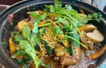 雞公煲配方到底多暴利？揭秘一鍋賣瘋的秘密，學(xué)會(huì)就能掙錢！