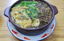 砂鍋米線的做法：簡單易學，正宗風味重口味愛好者必看！