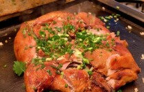 鐵板烤鴨學(xué)費多少錢？想學(xué)靠譜技術(shù)，別花冤枉錢！