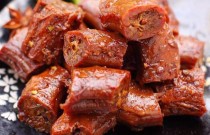 鴨貨素菜怎么鹵？鹵得香，生意才穩(wěn)當(dāng)，攤位前顧客不走！