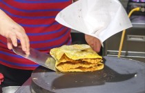 煎餅果子怎么調(diào)面糊？配比才是關(guān)鍵，調(diào)得好生意才能火！