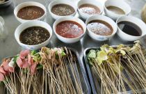 沾串串的蘸料配方是否難學(xué)？揭秘味道背后的秘密，讓創(chuàng)業(yè)更有底氣！