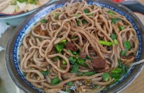 饸饹面的做法與配方怎么掌握？關鍵技巧與創(chuàng)業(yè)實操全解析