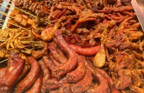 現(xiàn)在開什么小吃店好？方向分析與實操思路，新手少走彎路機(jī)會