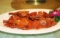 哪里脆皮烤鴨學(xué)靠譜？從技術(shù)細(xì)節(jié)到經(jīng)營難點(diǎn)一次講透不踩坑