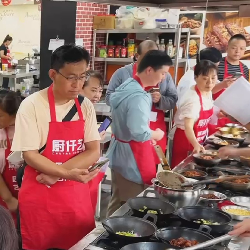 茶缸面+小地鍋成功落地內(nèi)蒙古，日營(yíng)收1500多元！