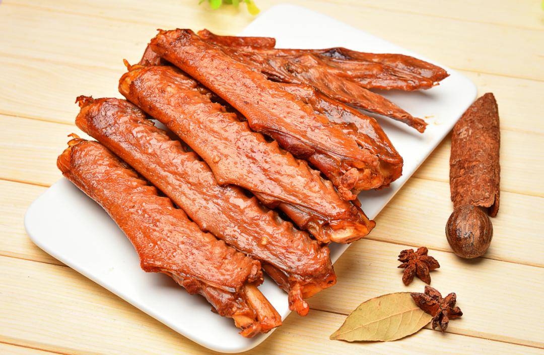 想學(xué)鹵味全套？鹵味培訓(xùn)學(xué)費揭秘，學(xué)鹵味全套需要多少錢？