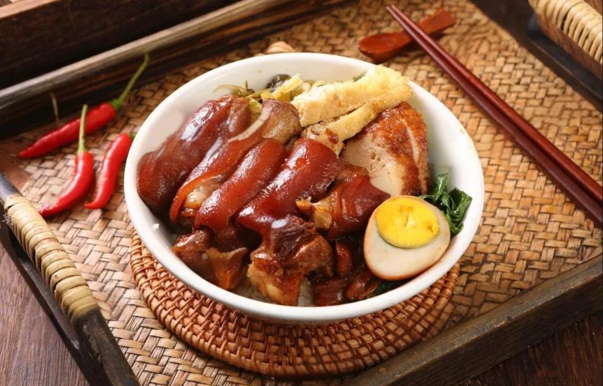 開一家豬腳飯要多少錢？豬腳飯開店成本揭秘！小本創(chuàng)業(yè)的高效指南！