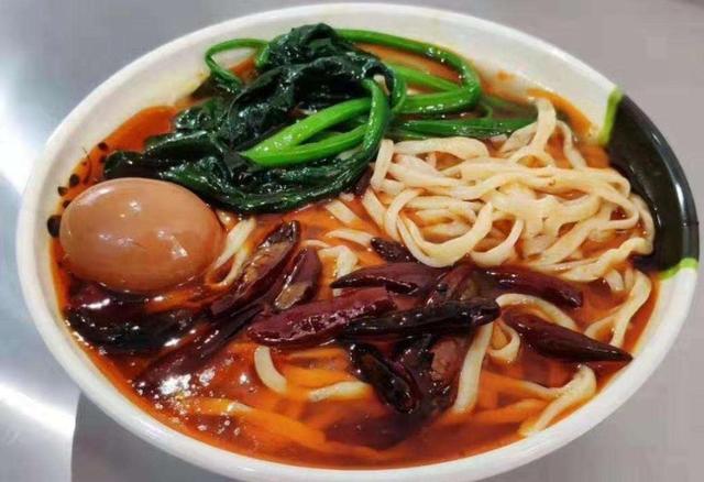 想學(xué)正宗安徽板面嗎？如何學(xué)到最地道的安徽板面？這幾點(diǎn)你要知道！