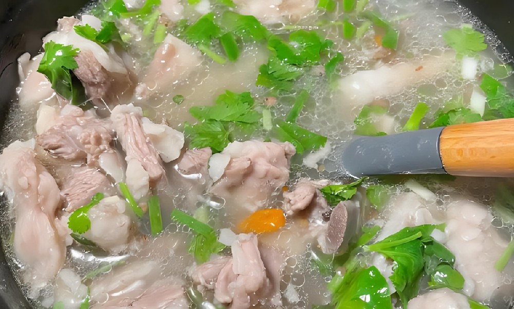 想學(xué)羊肉湯制作技術(shù)？羊肉湯哪里學(xué)？無加盟費，純技術(shù)傳授！