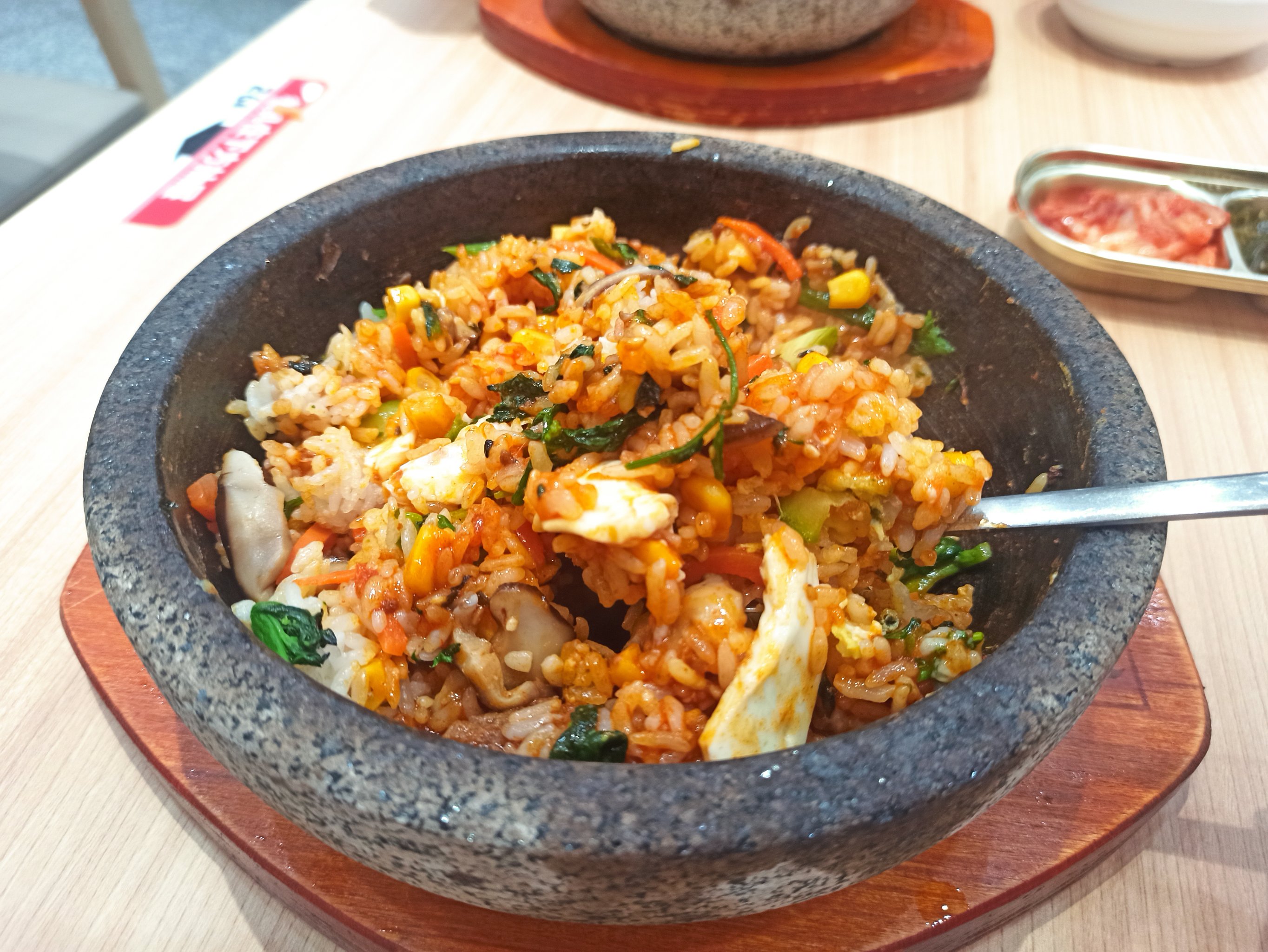 想學(xué)烤肉拌飯的做法？全程教程，教你一步步做出正宗美味！