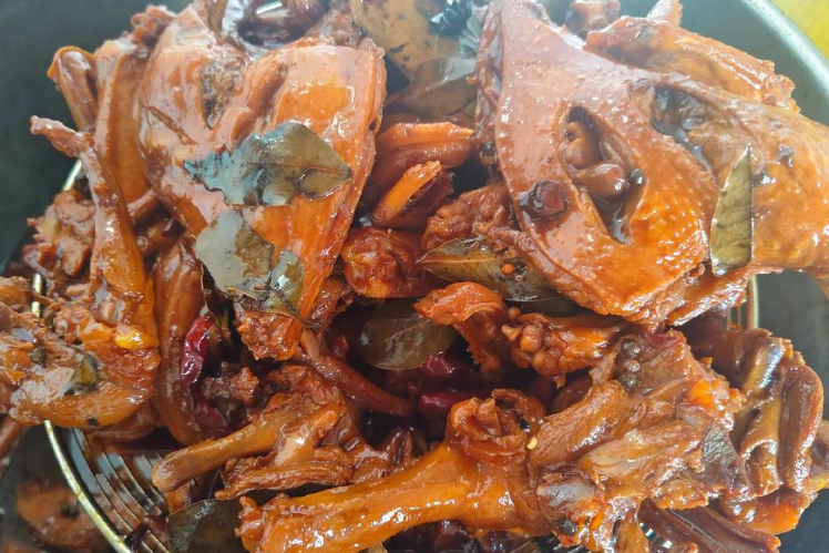 ??鴨貨鹵味配方明細(xì)全公開：從香料配比到鹵制步驟，手把手教你調(diào)出老鹵香