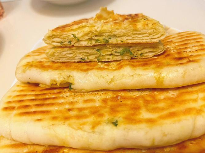 香蔥大餅擺攤成本多少？學(xué)做流程與細(xì)節(jié),創(chuàng)業(yè)者必須要提前了解！