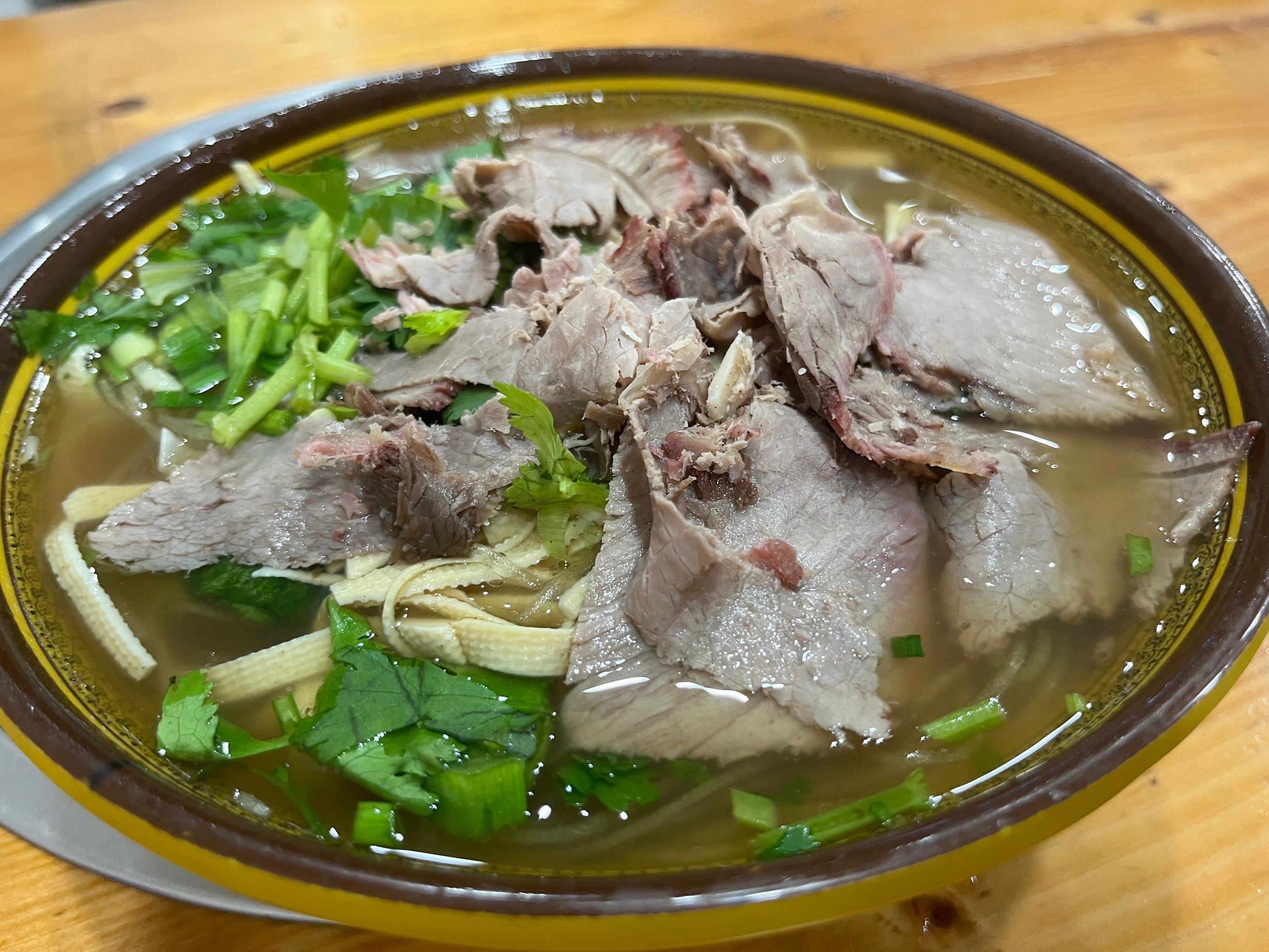 牛肉粉絲湯技術(shù)培訓(xùn)靠譜嗎？掌握正宗配方，做出一碗香氣撲鼻的牛肉粉絲湯！