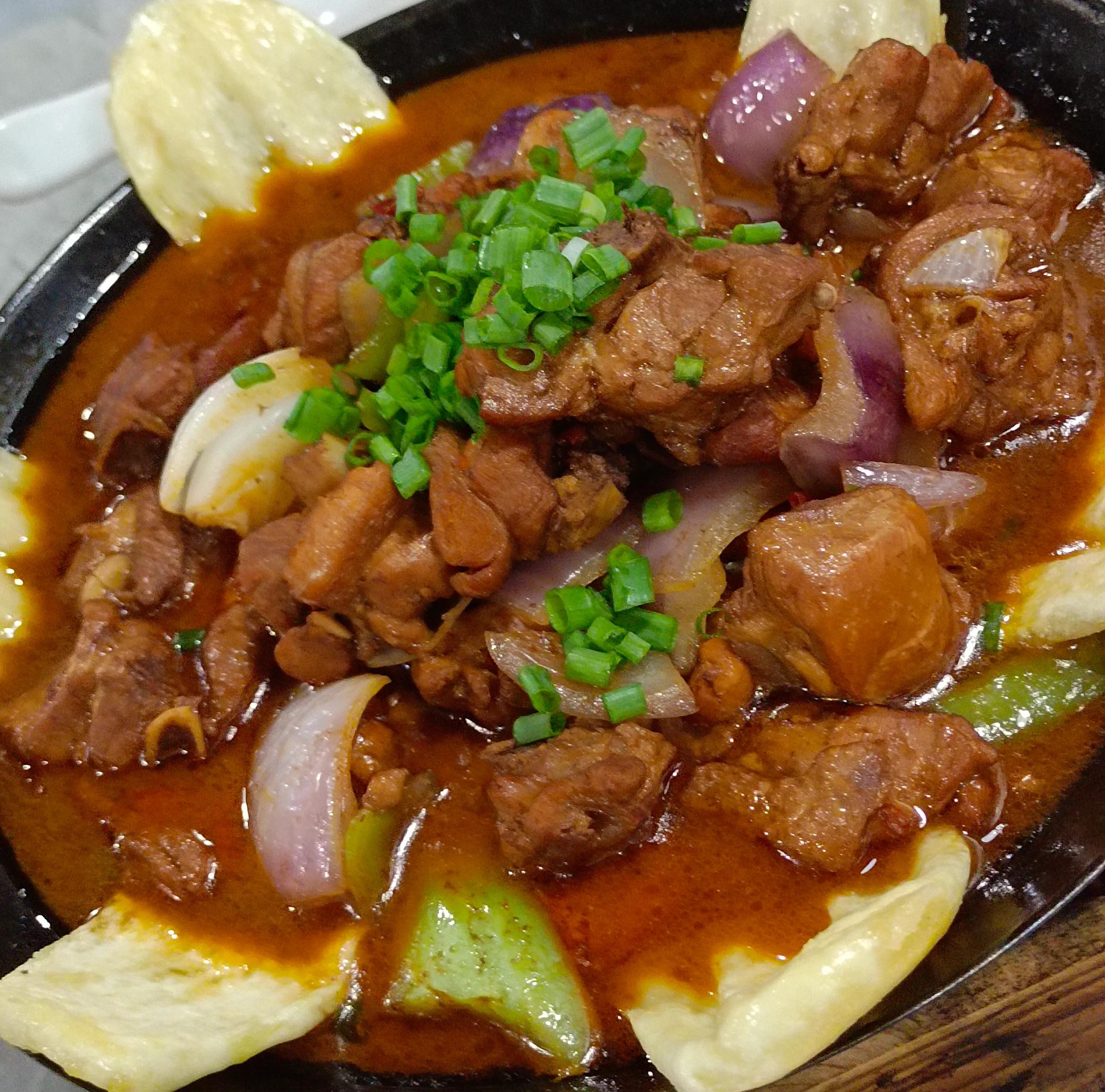 鐵鍋燉選址要求有哪些？地段、空間、氛圍一個都不能少，小地鍋生意這樣選才火！