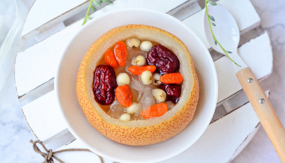 擺攤賣(mài)冰糖雪梨賺錢(qián)嗎？入行門(mén)檻低、投入小，想擺攤的看這里！