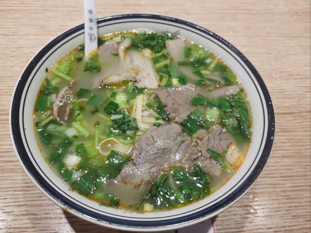 淮南牛肉湯到哪里學(xué)靠譜？技術(shù)好學(xué)不？普通人也能輕松掌握！