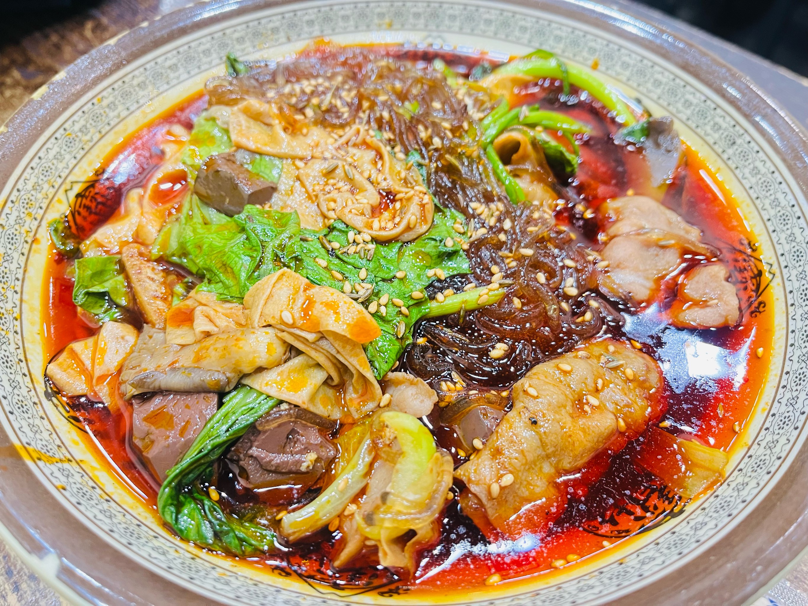 哪里能學(xué)麻辣燙技術(shù)？核心配方難點在哪，普通人能不能學(xué)會！