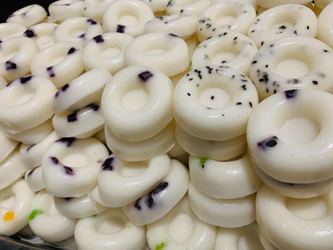 水塔糕的做法和配方怎么學(xué)？傳統(tǒng)工藝與創(chuàng)業(yè)細(xì)節(jié)一次講清！