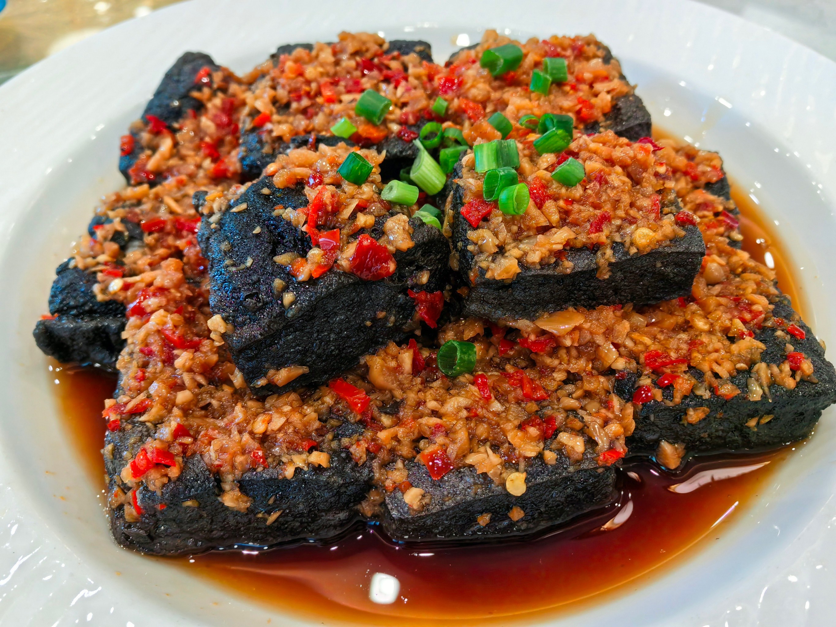 臭豆腐制作方法正宗嗎？學(xué)會關(guān)鍵細(xì)節(jié)味道才穩(wěn)定出品更受歡迎