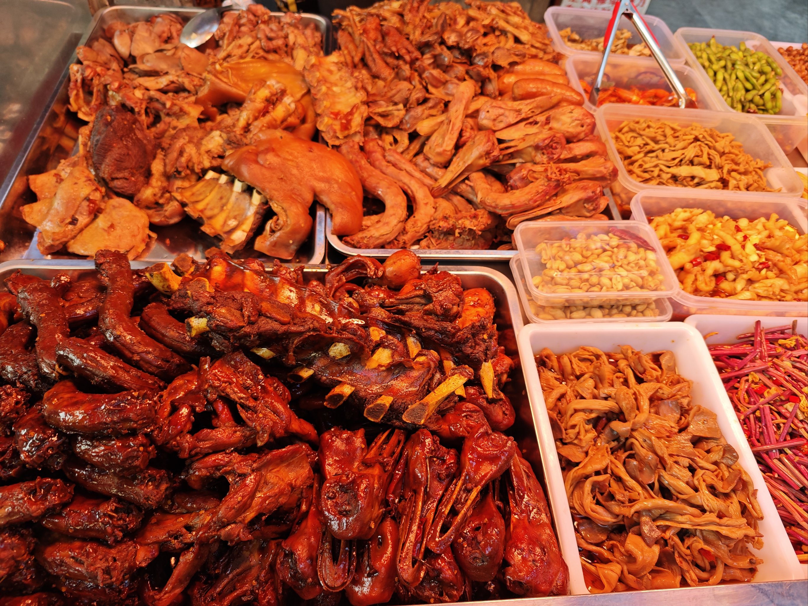 正宗鹵菜熟食培訓(xùn)怎么選？學(xué)什么、避哪些坑，新手創(chuàng)業(yè)少走彎路！