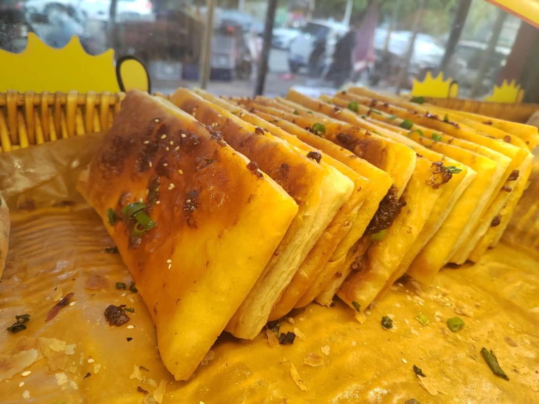 土家醬香餅?zāi)睦飳W(xué)最正宗？掌握這3大“美味密碼”，出攤即排隊！