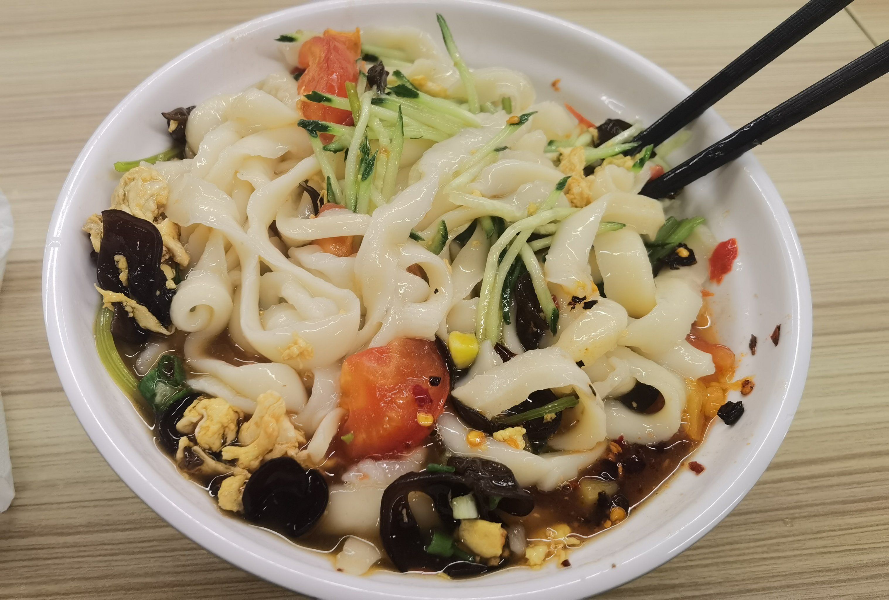 學(xué)刀削面技術(shù)哪里最好吃，新手別只看表面