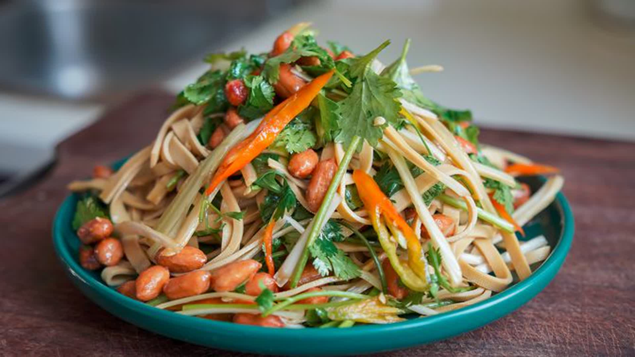 淄博哪里有涼拌菜培訓(xùn)？紅油和調(diào)味汁配方全教嗎？