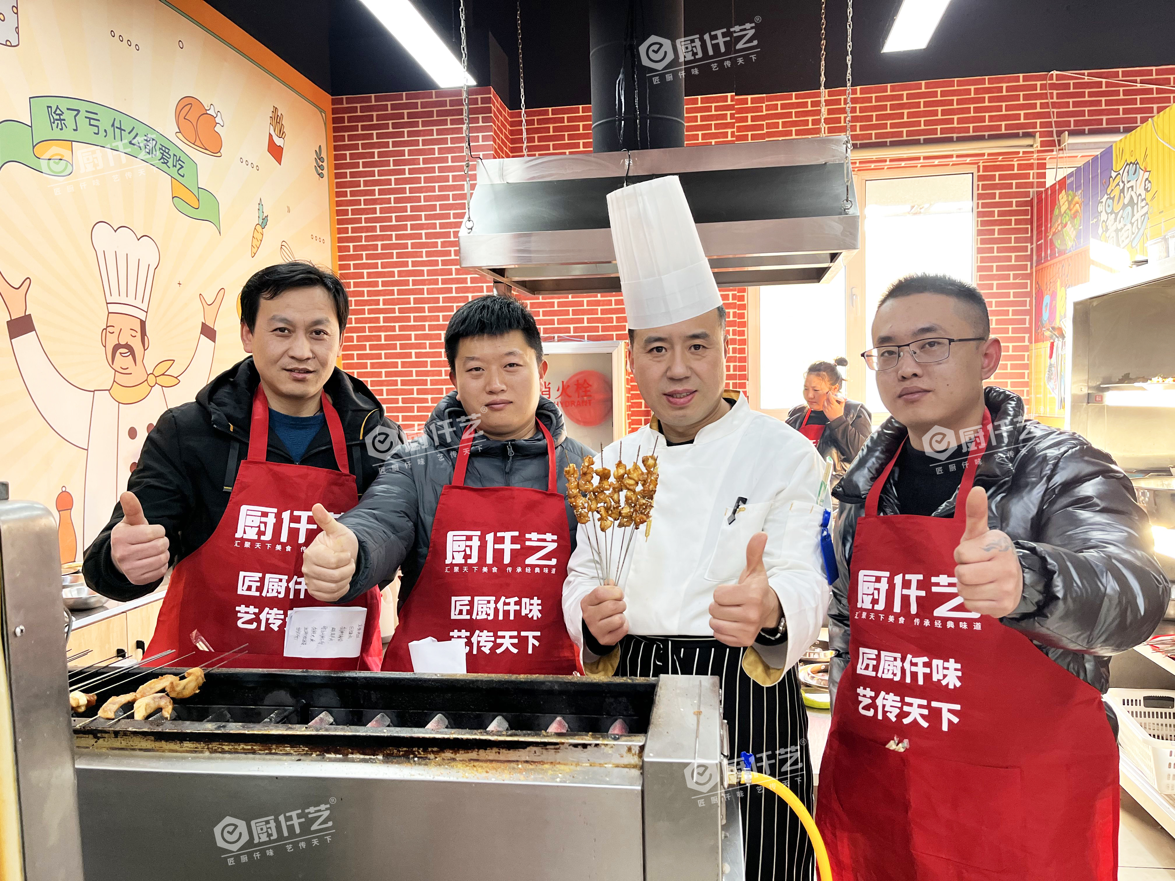 燒烤培訓(xùn)班哪家最正宗？新手學(xué)燒烤如何避坑？